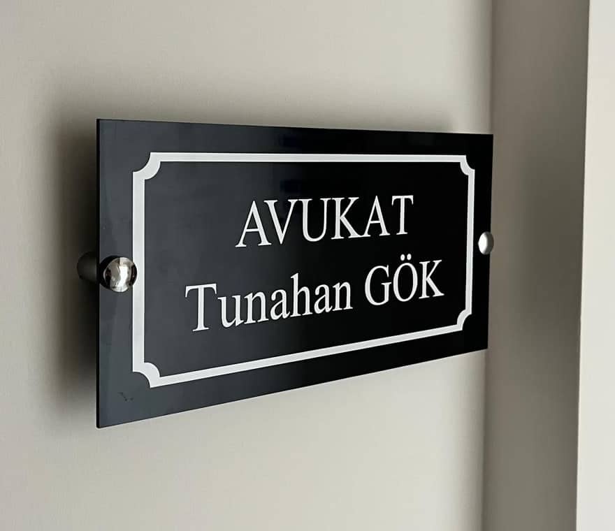 Av. Tunahan Gök bürosunun tabelası, Petek Sokak, Odunpazarı